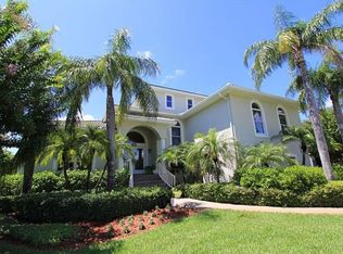 108 6th St E, Tierra Verde, FL 33715