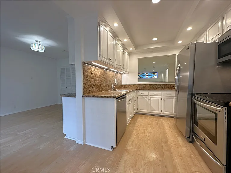 938 Palo Verde Ave — Photo 14