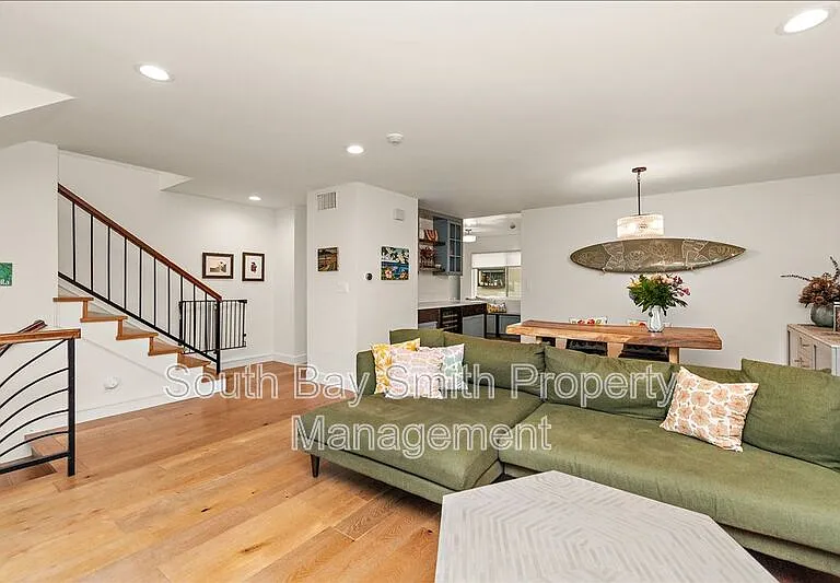231 N Broadway #2 — Photo 20