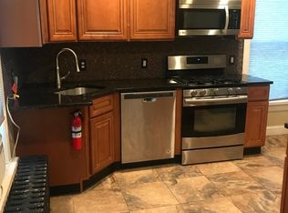 346 Prince St FLOOR 2, Bordentown, NJ 08505