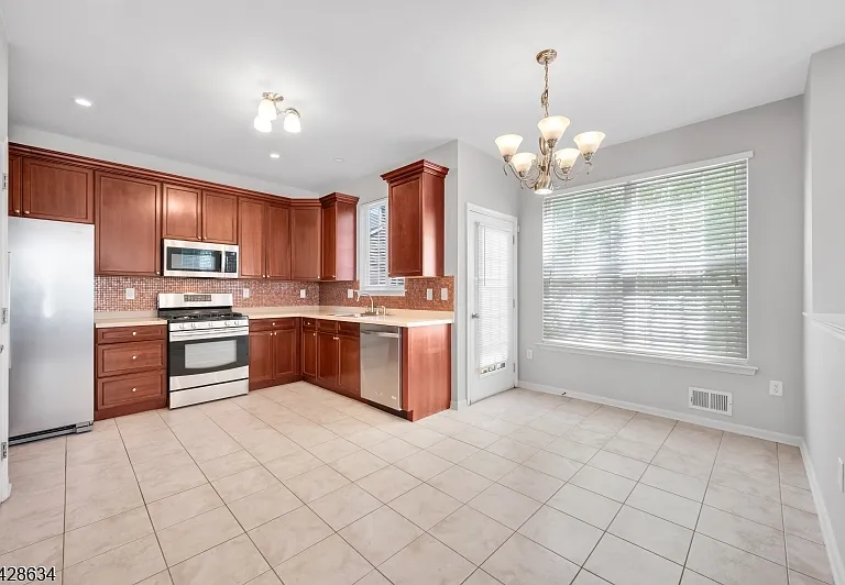 31 Winding Hill Dr — Photo 8