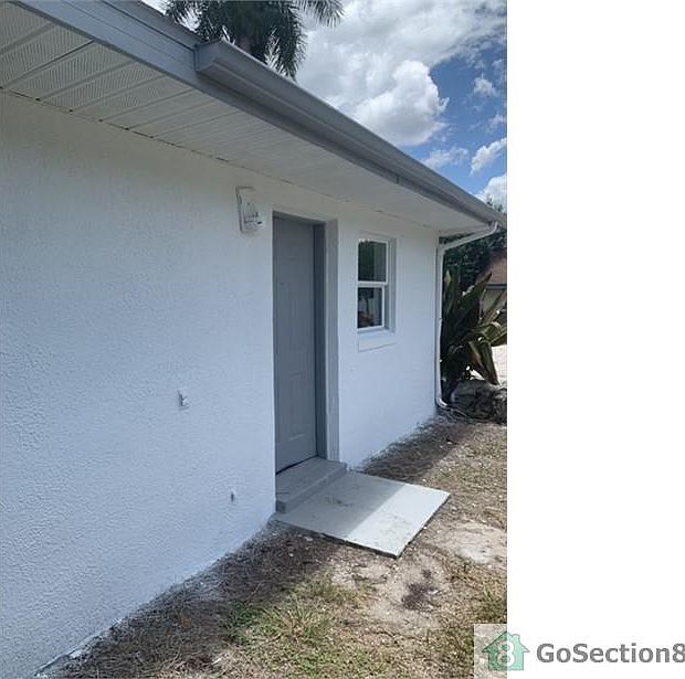 1st image of 554 Ione Ave