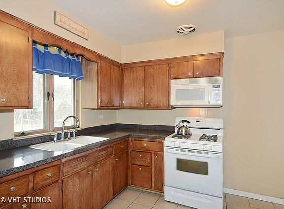 5th image of 6944 N McAlpin Ave