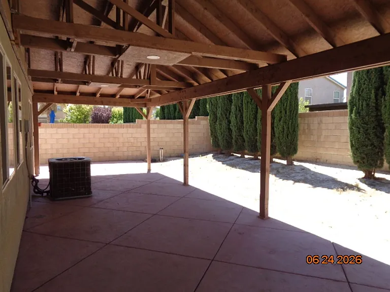 2064 W Avenue K #6 — Photo 26