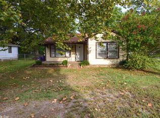 17 Center Rd, Mayflower, AR 72106