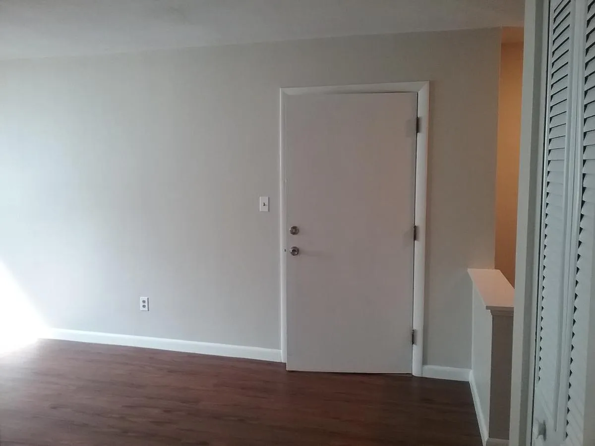 2 bed, 850 sqft, $1,950 — Photo 4