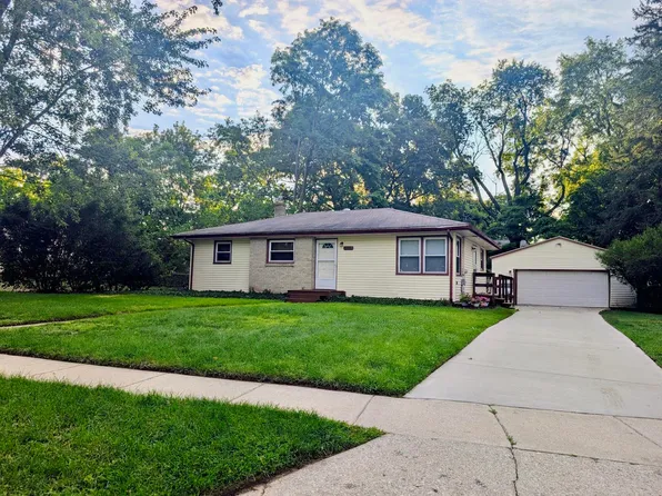 7019 Wrenbury St, Portage, MI 49024