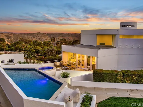 120 Stagecoach Rd, Bell Canyon, CA 91307
