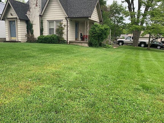 2nd image of 760 E Main St