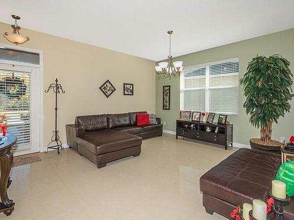 2nd image of 2061 Crosston Cir