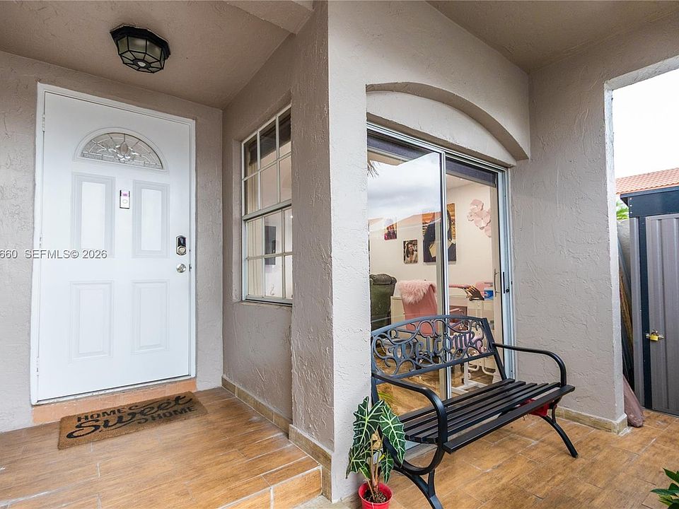 1st image of 6217 SW 128th Pl