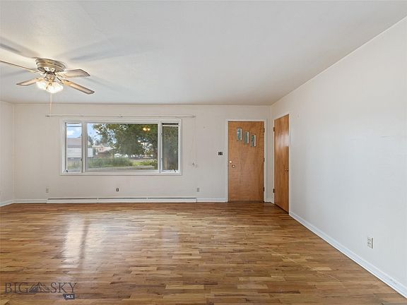 5th image of 1530 Mount Baldy Dr