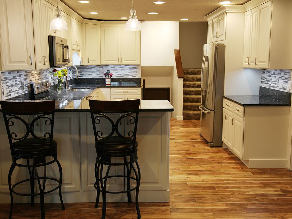 2nd image of 617 Cherrywood Loop