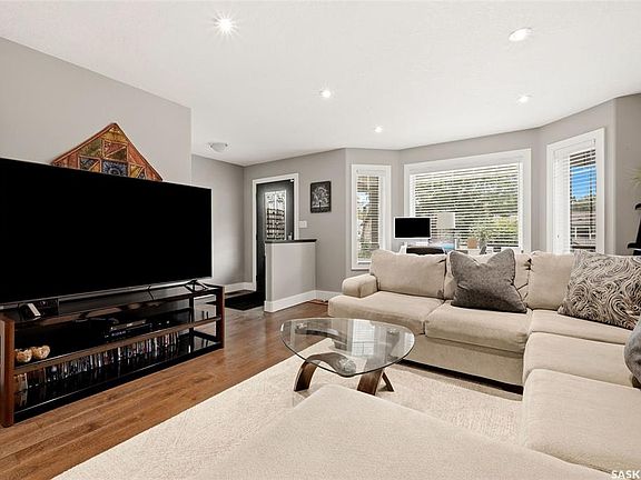 3rd image of 2860 Garnet STREET