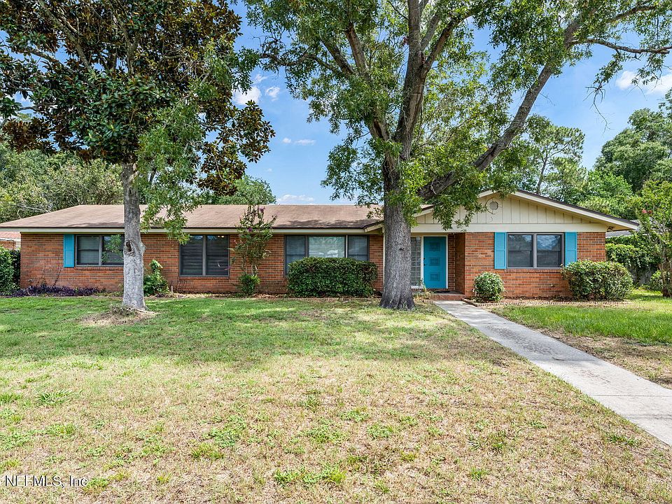 1st image of 7307 MAPLE TREE Drive