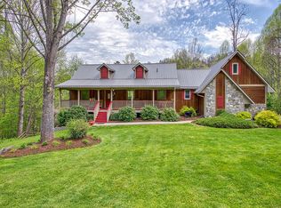 294 Parrish Farm Rd, Waynesville, NC 28786