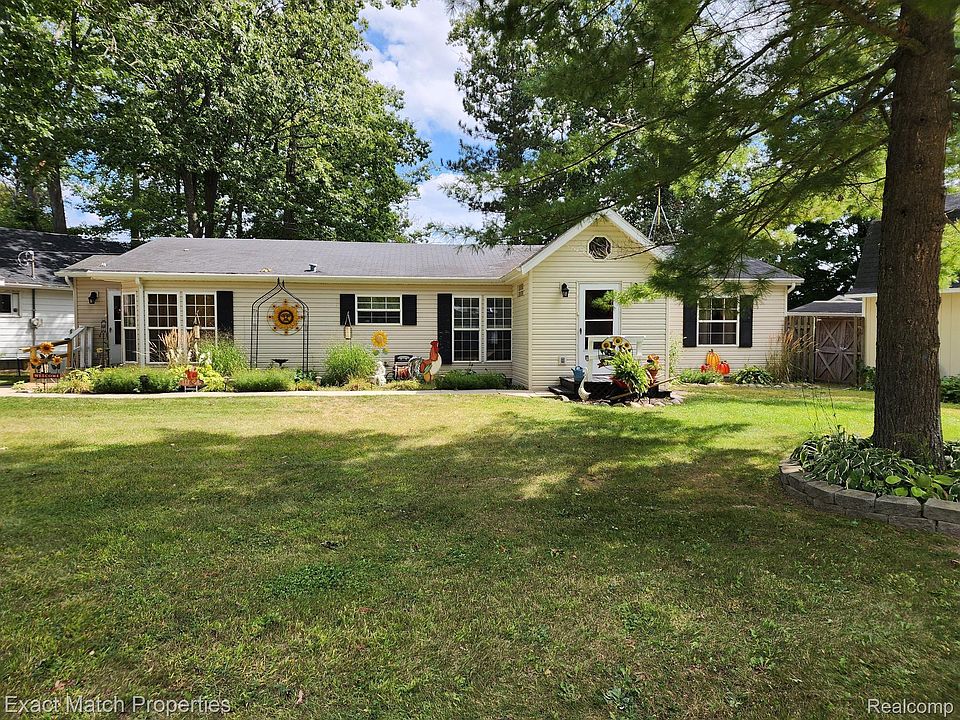 1st image of 4589 Cranberry Lake Dr
