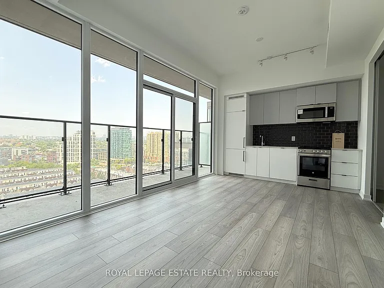 285 Dufferin St #1201 — Photo 2