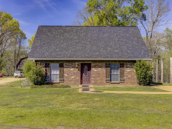 66 Big Mama Dr, Vicksburg, MS 39183