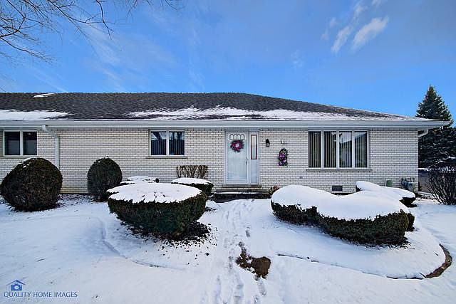 1st image of 7211 W 152nd Pl
