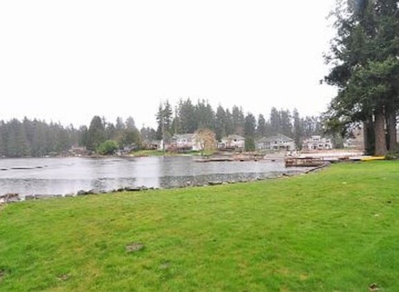4th image of 2626 214th Ave SE
