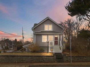 18 Birch St, Halifax, NS B3N 2T9