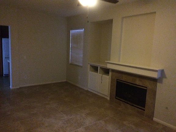 3rd image of 39523 Sarah Dr