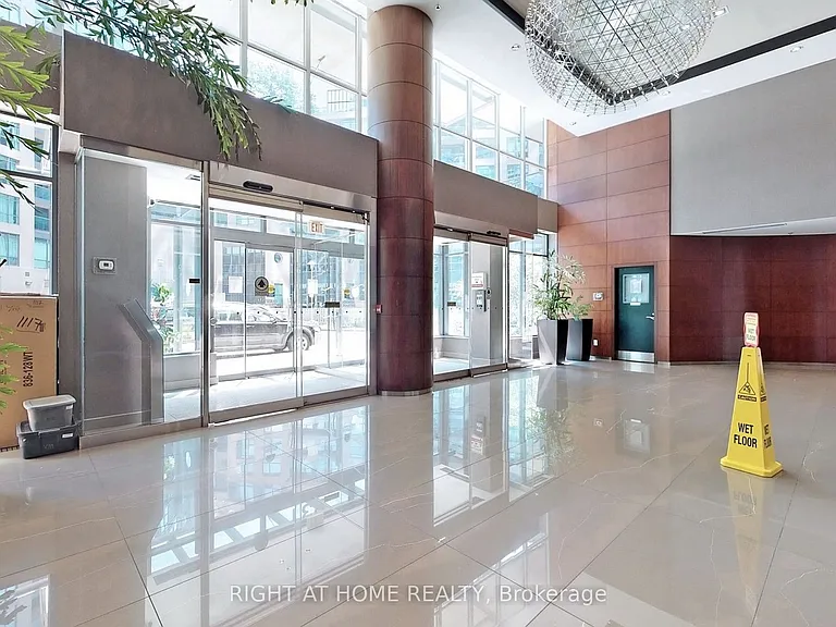 231 Fort York Blvd #2309 — Photo 42