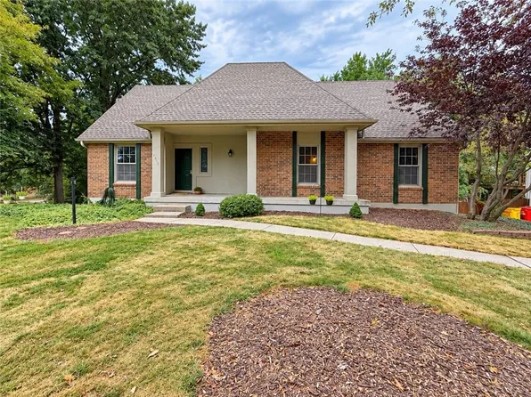 1313 NW Porter Dr, Blue Springs, MO 64015
