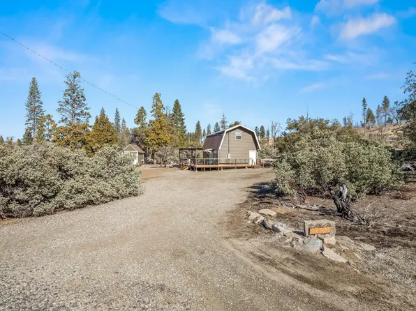 42730 Grey Squirrel Ln, Auberry, CA 93602
