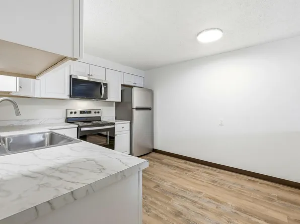 1 Month Free Rent Move In Special! Under New Management!