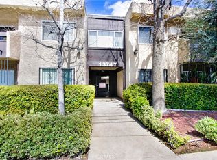 13747 Vanowen St APT 105, Van Nuys, CA 91405