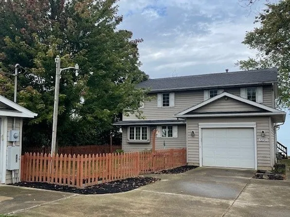 3290 Edgewater Blvd, Vermilion, OH 44089