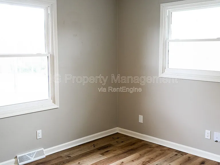 4200 Crestfield Rd — Photo 18