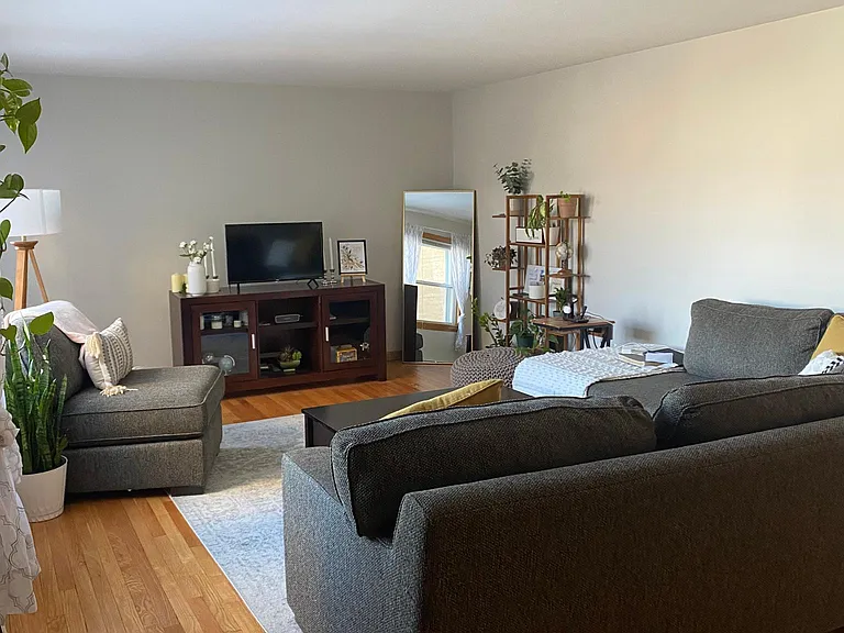 5704 N Oriole Ave #2B — Photo 12