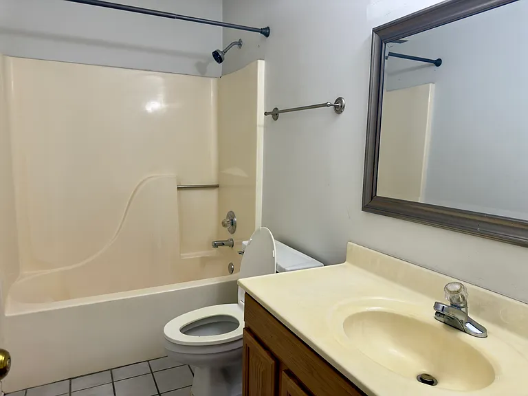 1121 Northwood Dr #1121 — Photo 6