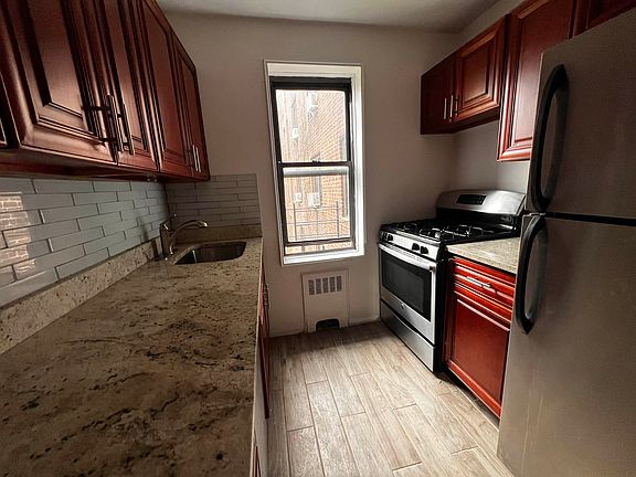 2nd image of 8515 139th St APT 5F
