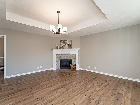 5th image of 106 Jeremiah Ct