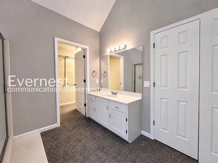 5950 Henley Dr — Photo 12