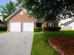 104 Chelwood Dr, Goose Creek, SC 29445