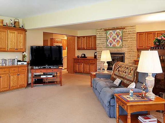 2nd image of 12385 Madonna Dr