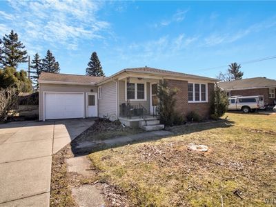 100 Norris Ave, Lancaster, NY, 14086