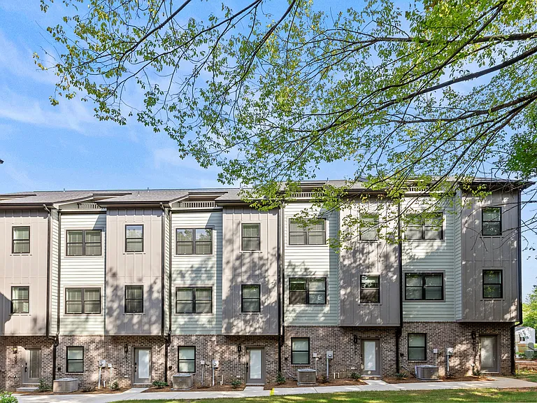 The Collection at North Davidson Townhomes for Rent in NoDa — Photo 50