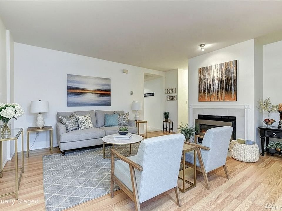 Living Room: virtually staged.