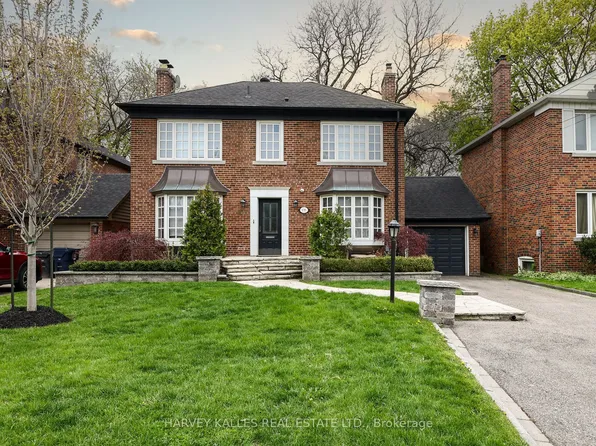 135 Bombay Ave, Toronto, ON M3H 1C5