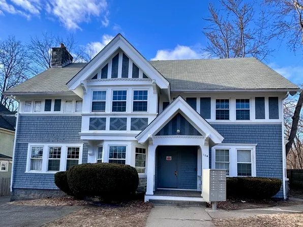 128 Mill St, Springfield, MA 01108