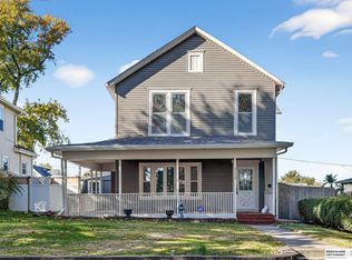 2110 S 33rd St, Omaha, NE 68105
