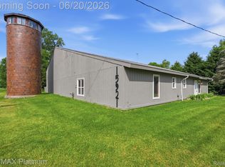 15921 W M 36, Pinckney, MI 48169