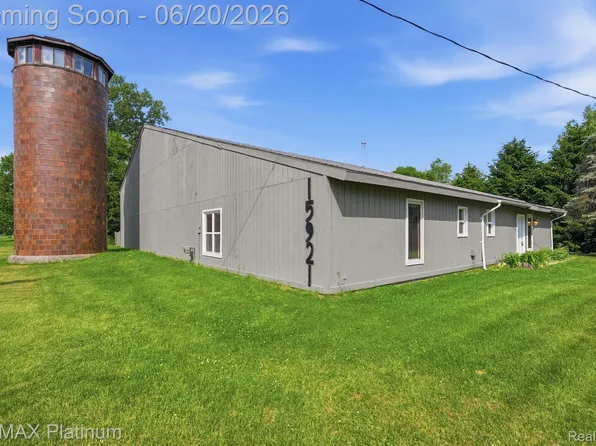 15921 W M 36, Pinckney, MI 48169
