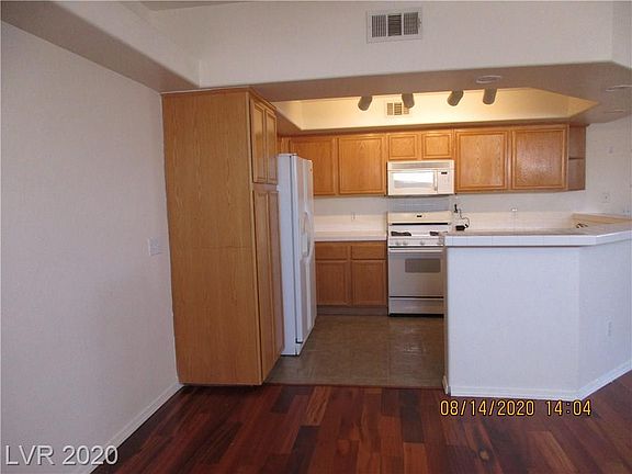 4th image of 6908 Dorita Ave Unit 202